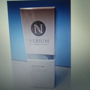 Nerium eye serum